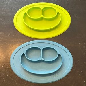 Gently used ez pz Green and Blue Silicone Baby Plates